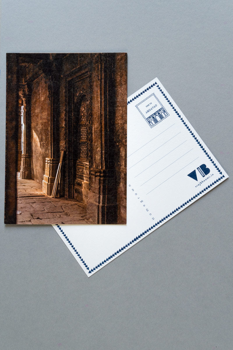 Post Card - City scrolls