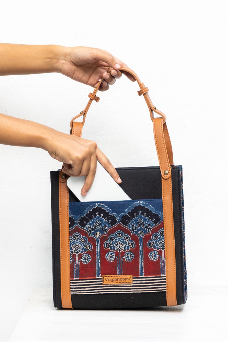 The Perfect Handbag-04