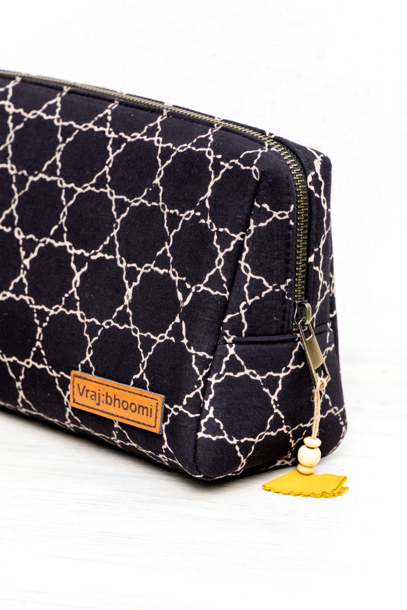 Holdall Pouch - 03