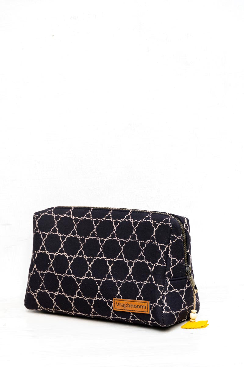Holdall Pouch - 03