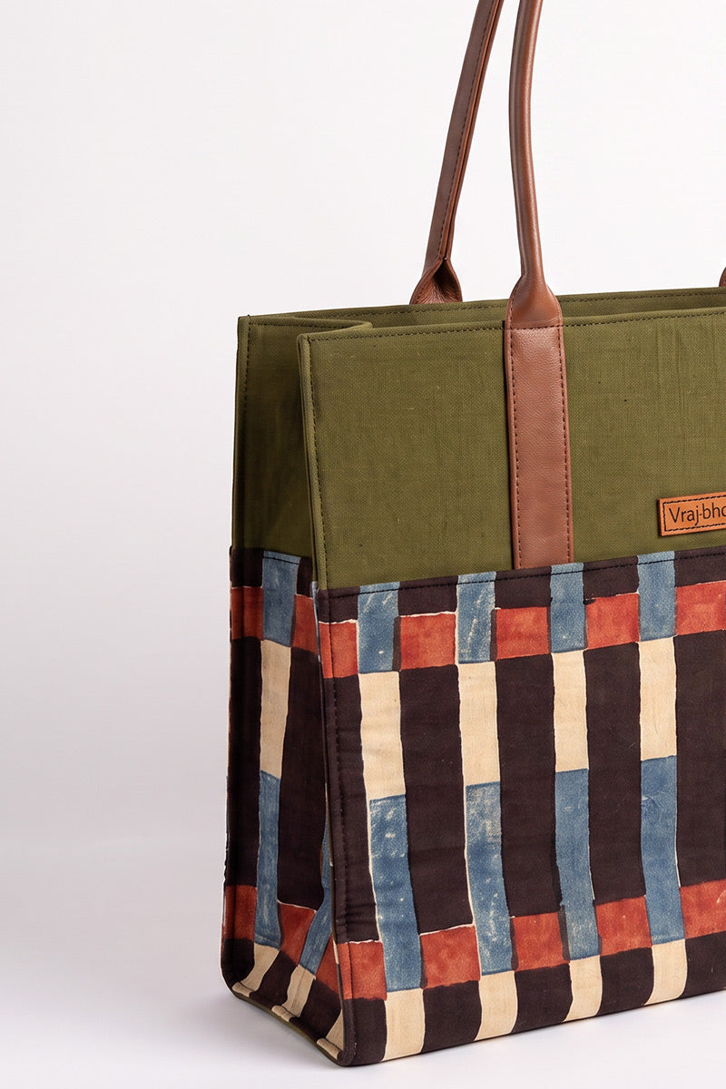 Carry-All Tote Bag - 06