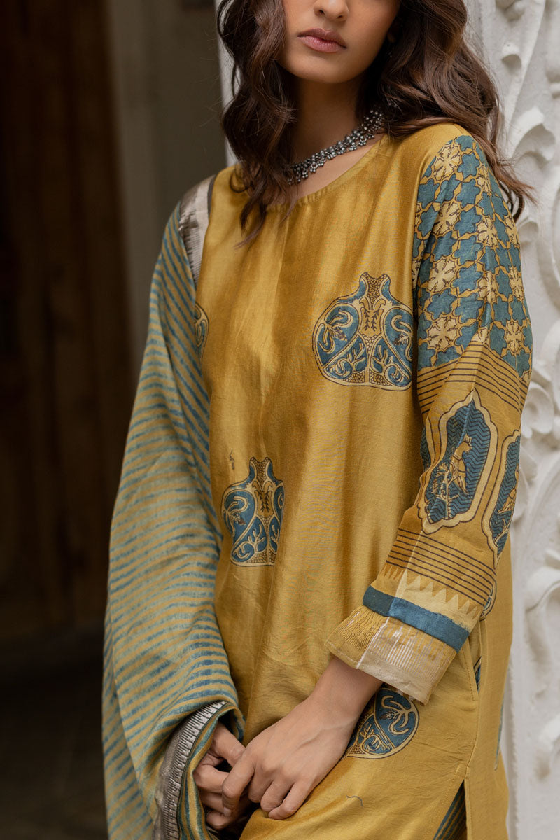 Chanderi Silk Kurta Set of 3 - Ruman Bagh 04