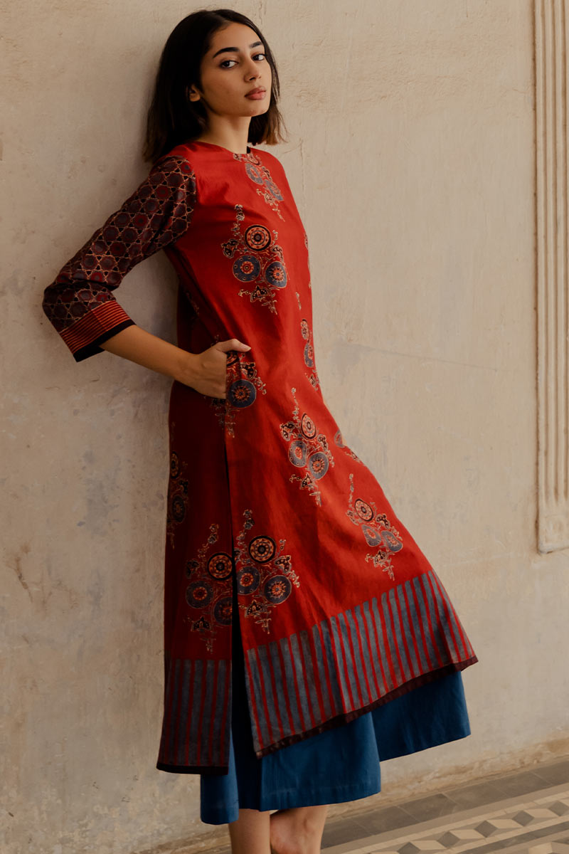 Classic Kurta – Red Zahra