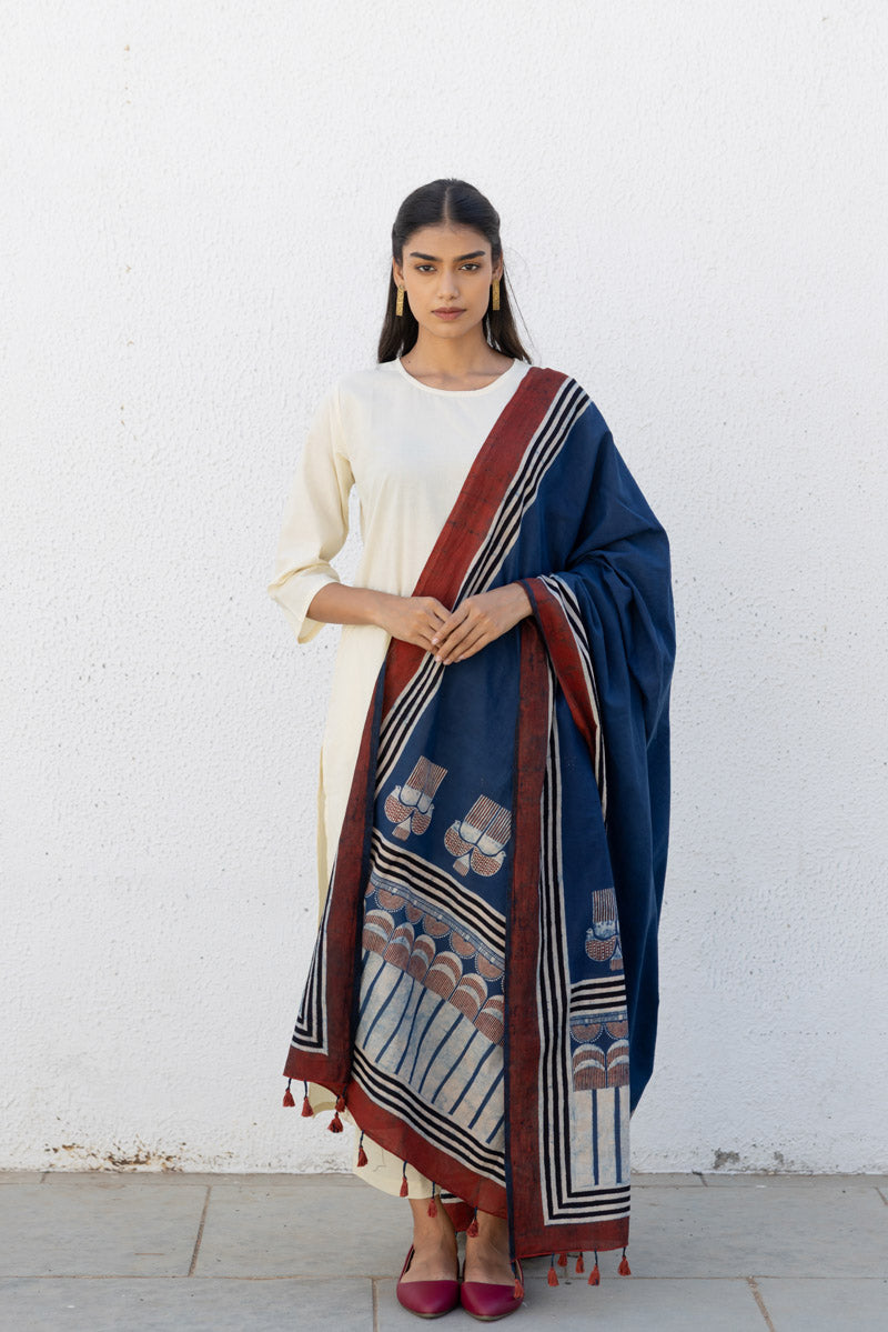 Cotton Dupatta - Bora