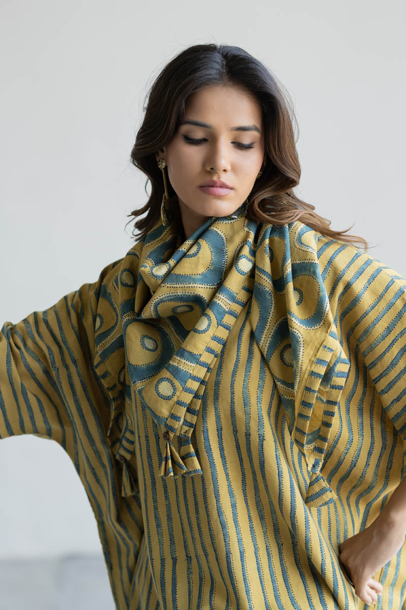 Set of 3 - Kaftan Top, Scarf & Pant - Iro 05