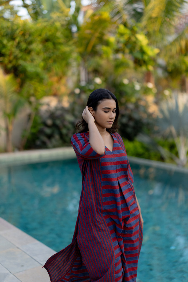 V Neck Panelled Kurta Set of 2 - Madder Bloom