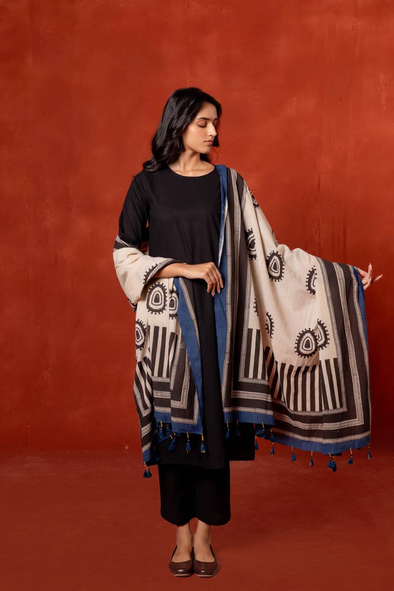Cotton Dupatta - Yuna