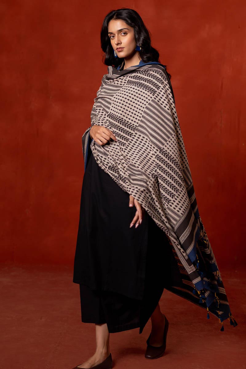 Set of 3 - Kurta, Dupatta & Culotte - Asa 07