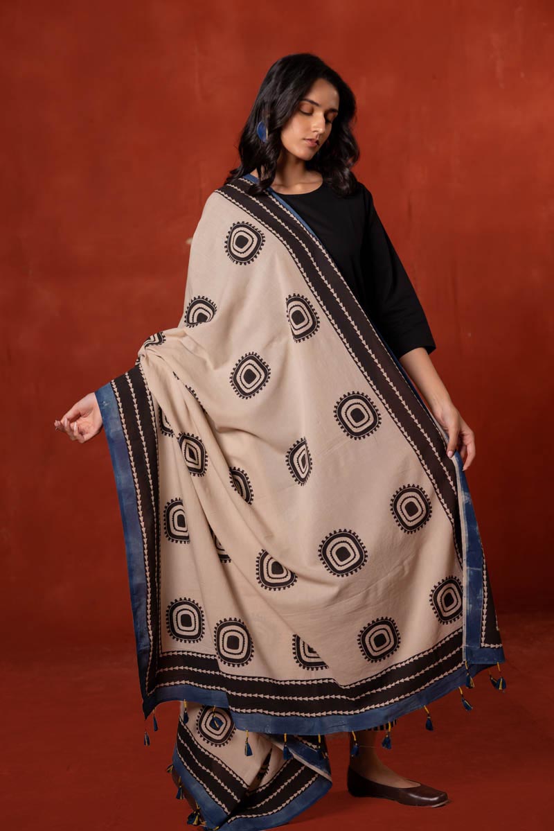 Cotton Dupatta - Aki