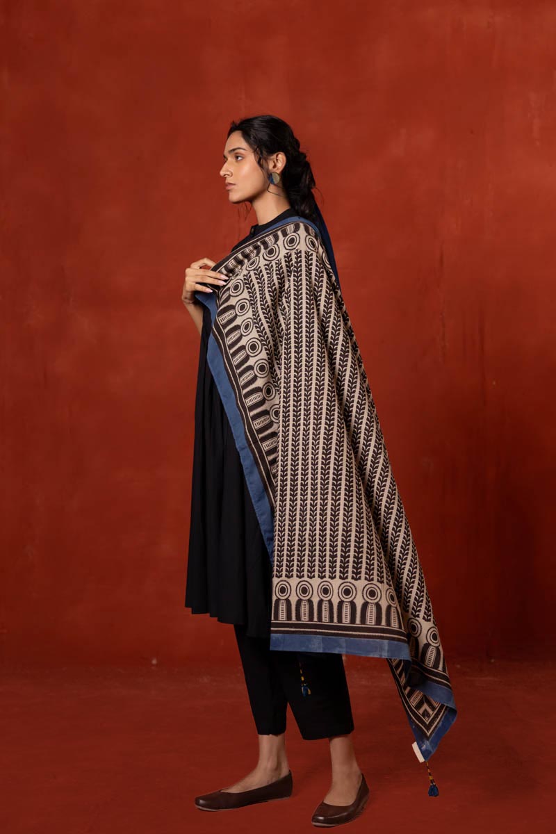 Set of 3 - Kurta, Pants & Scarf - Asa 02