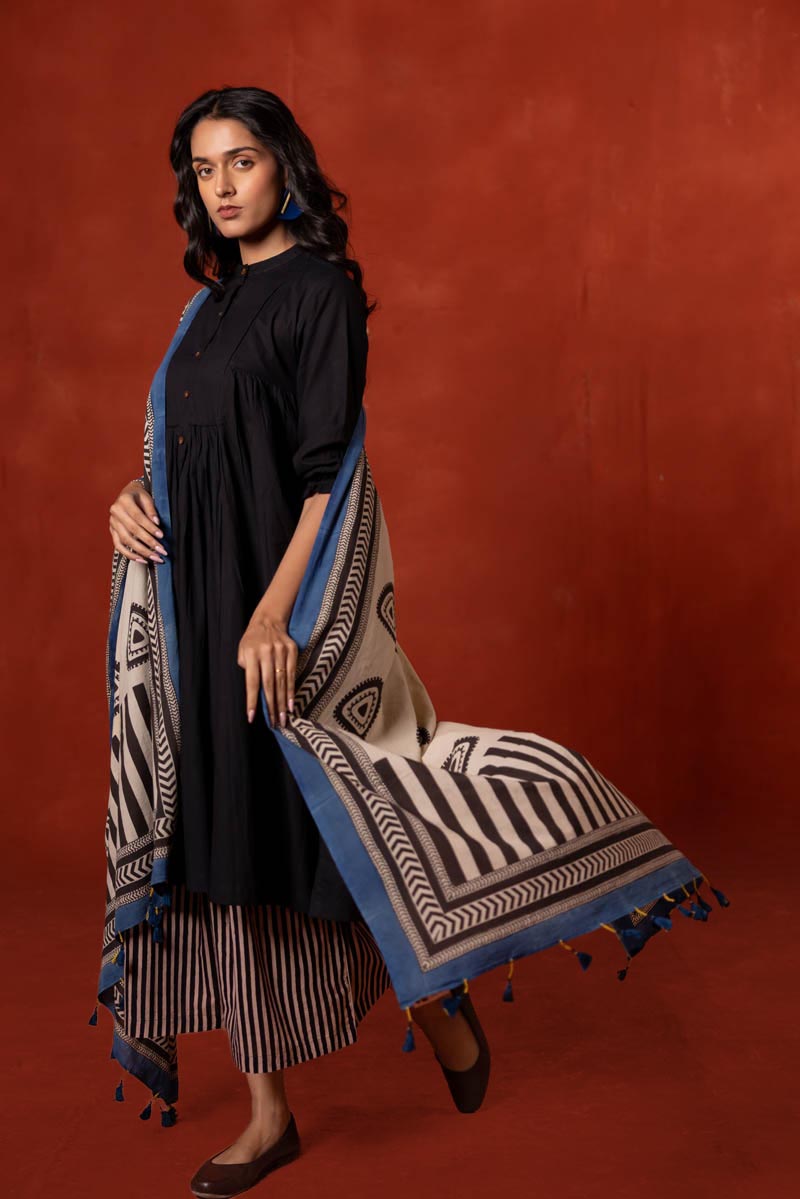 Set of 3 - Kurta, Dupatta & Culotte - Asa 01