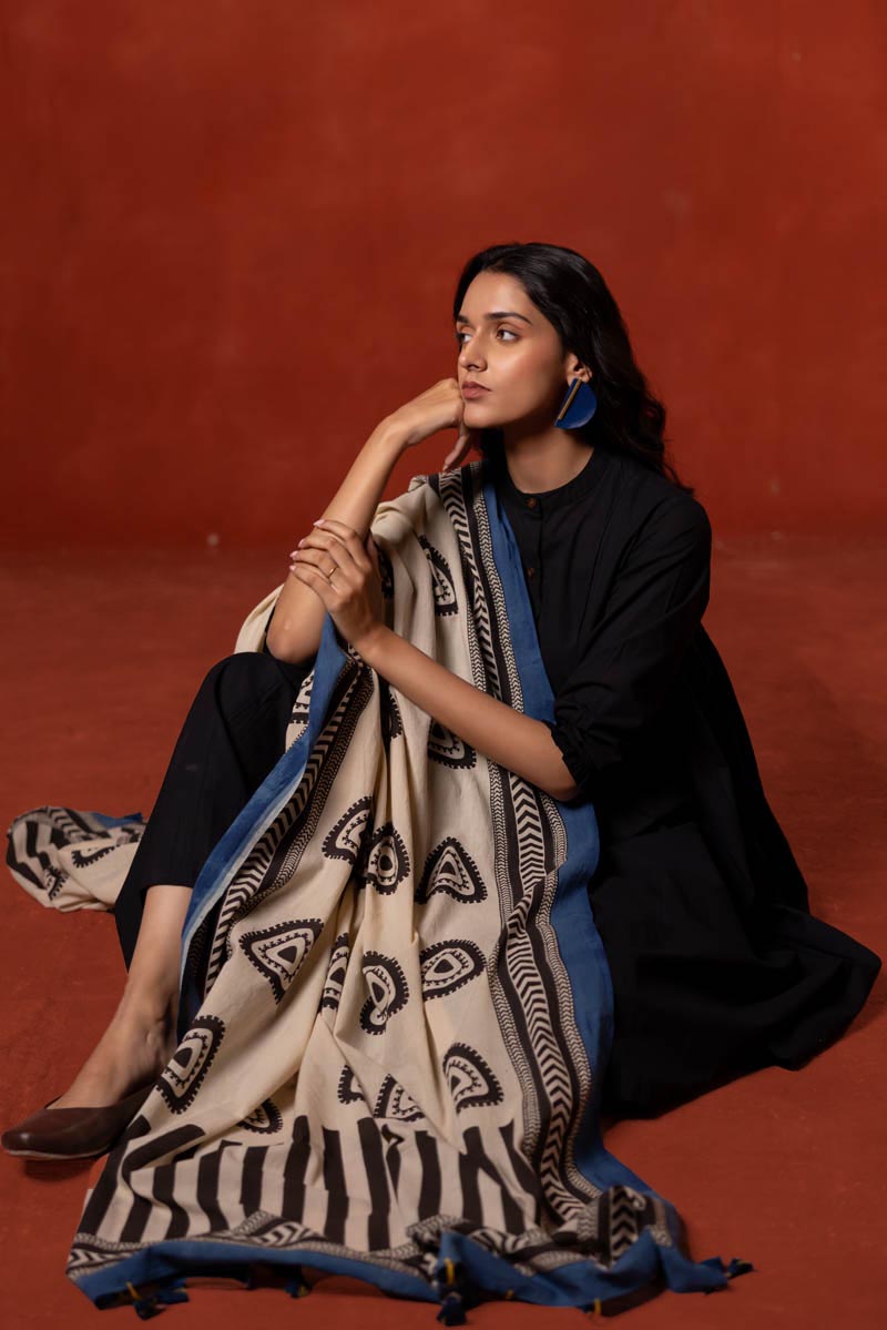 Set of 3 - Kurta, Dupatta & Culotte - Asa 01