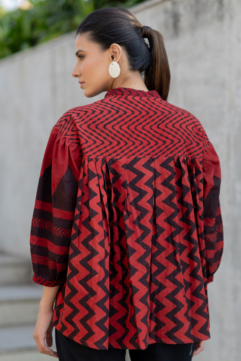 Amlan Top - Chevrons