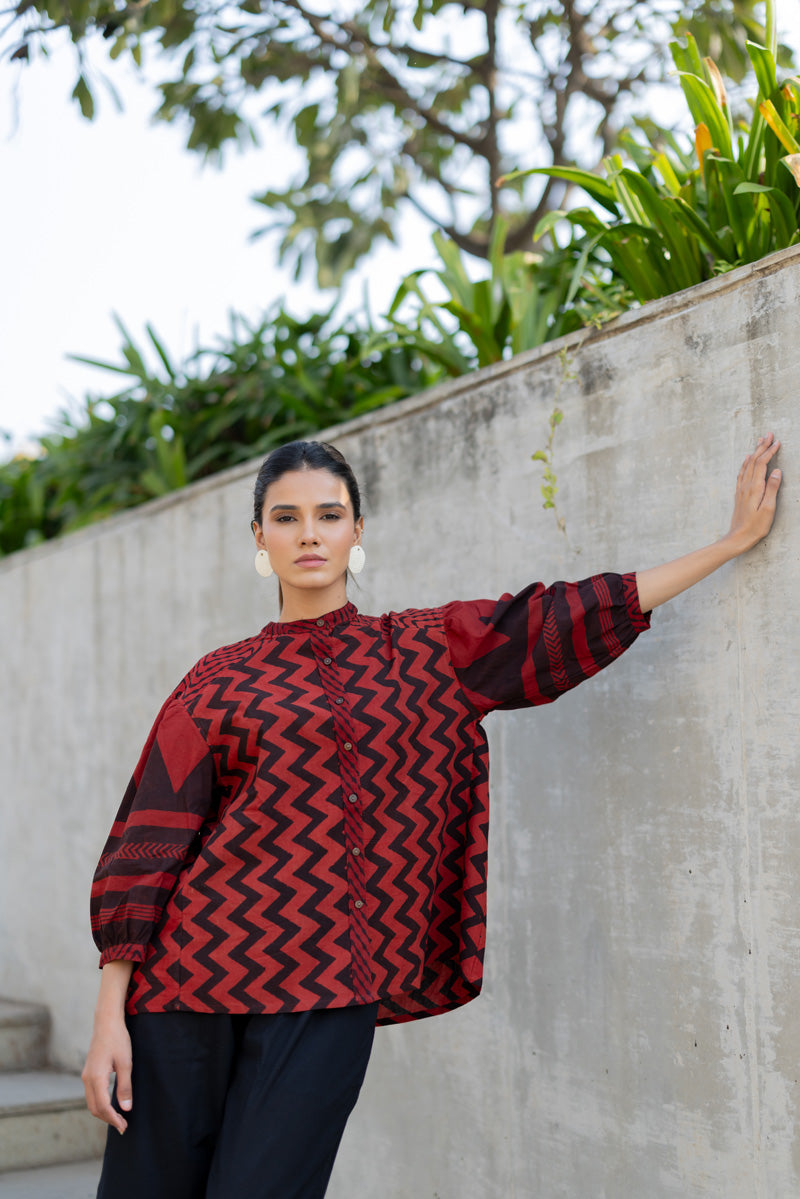 Amlan Top - Chevrons