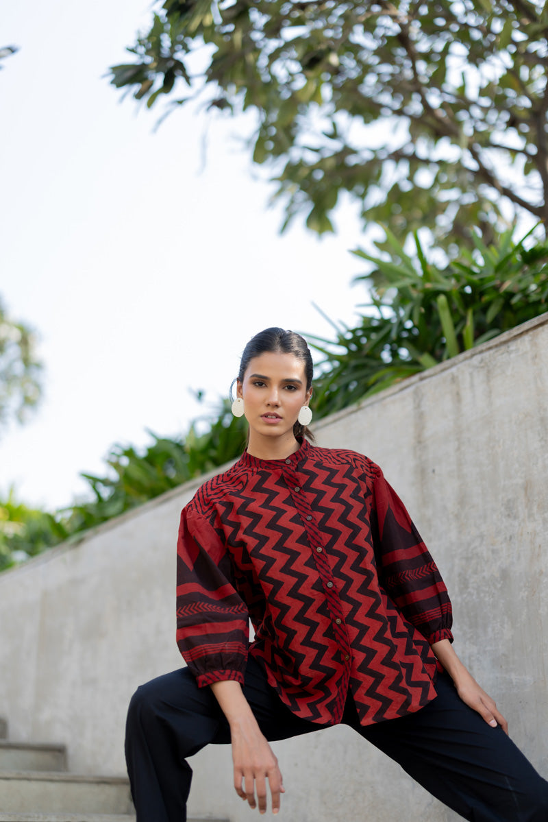 Amlan Top - Chevrons