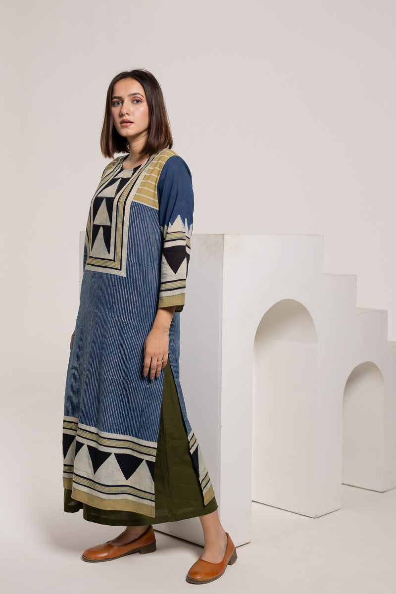 Classic Kurta - Pyramid Yoke