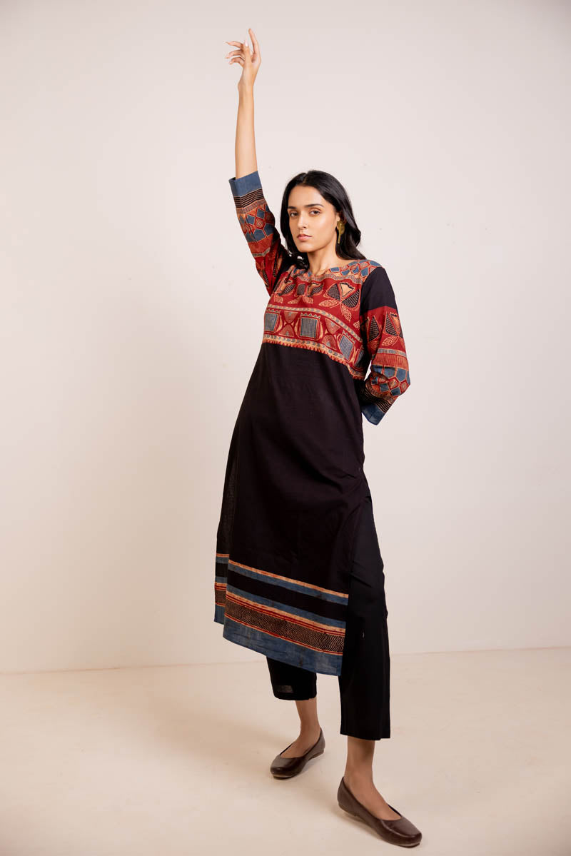 Classic Kurta - Ona Black