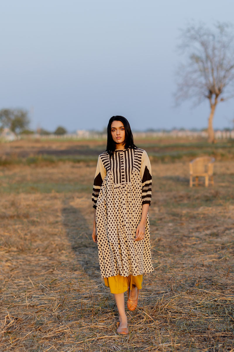 Side Pleat Kurta - Tarang