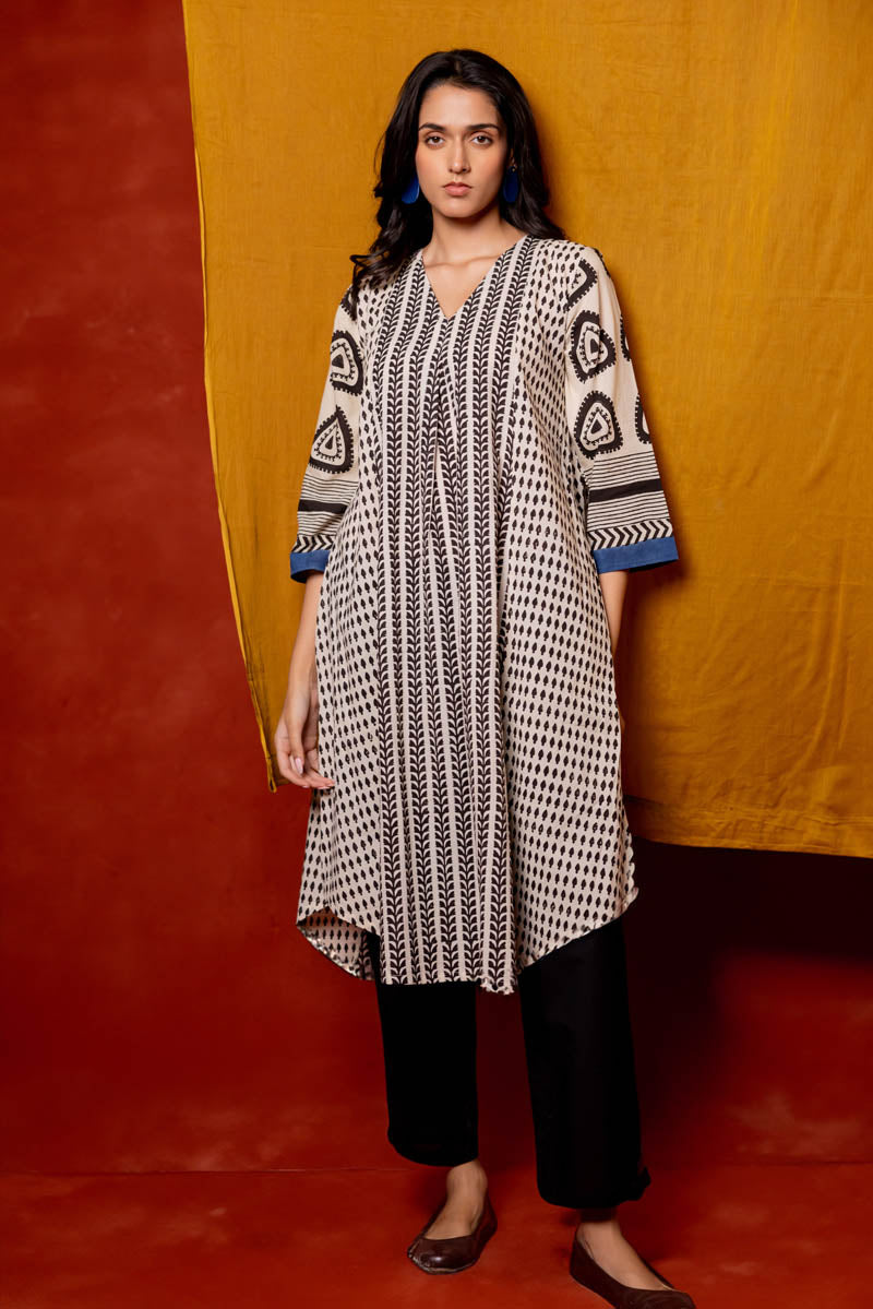 V Neck Panelled Kurta - Nami