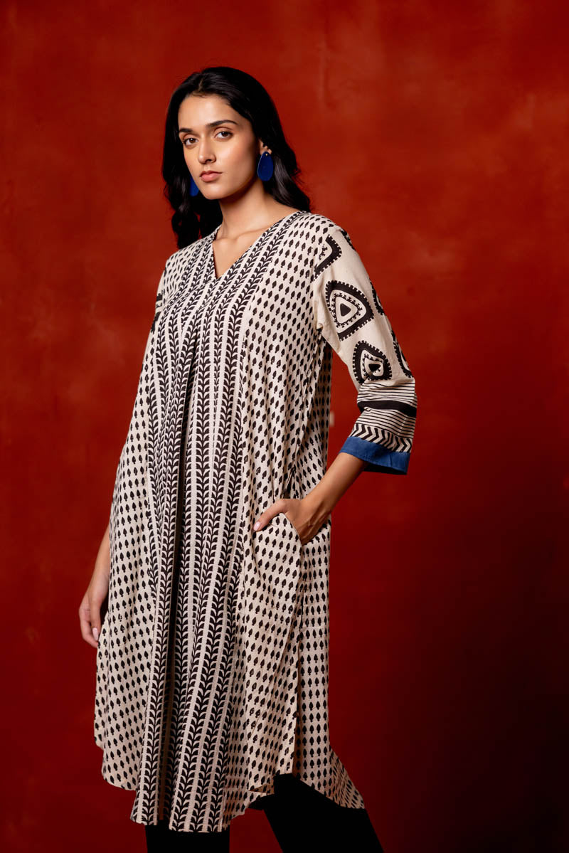 V Neck Panelled Kurta - Nami