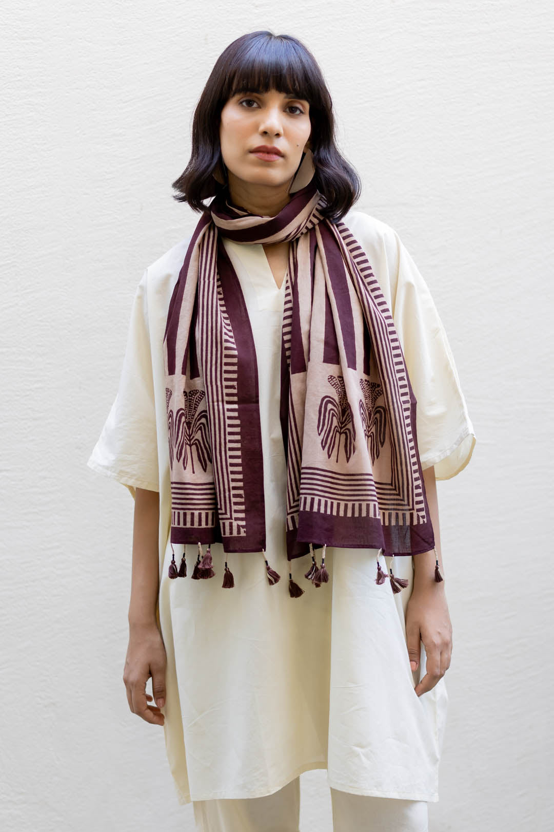 Cotton Stole - Maroon meadow 01