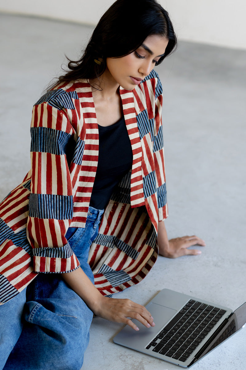 Cropped Collar Overlay - Trace Stripes