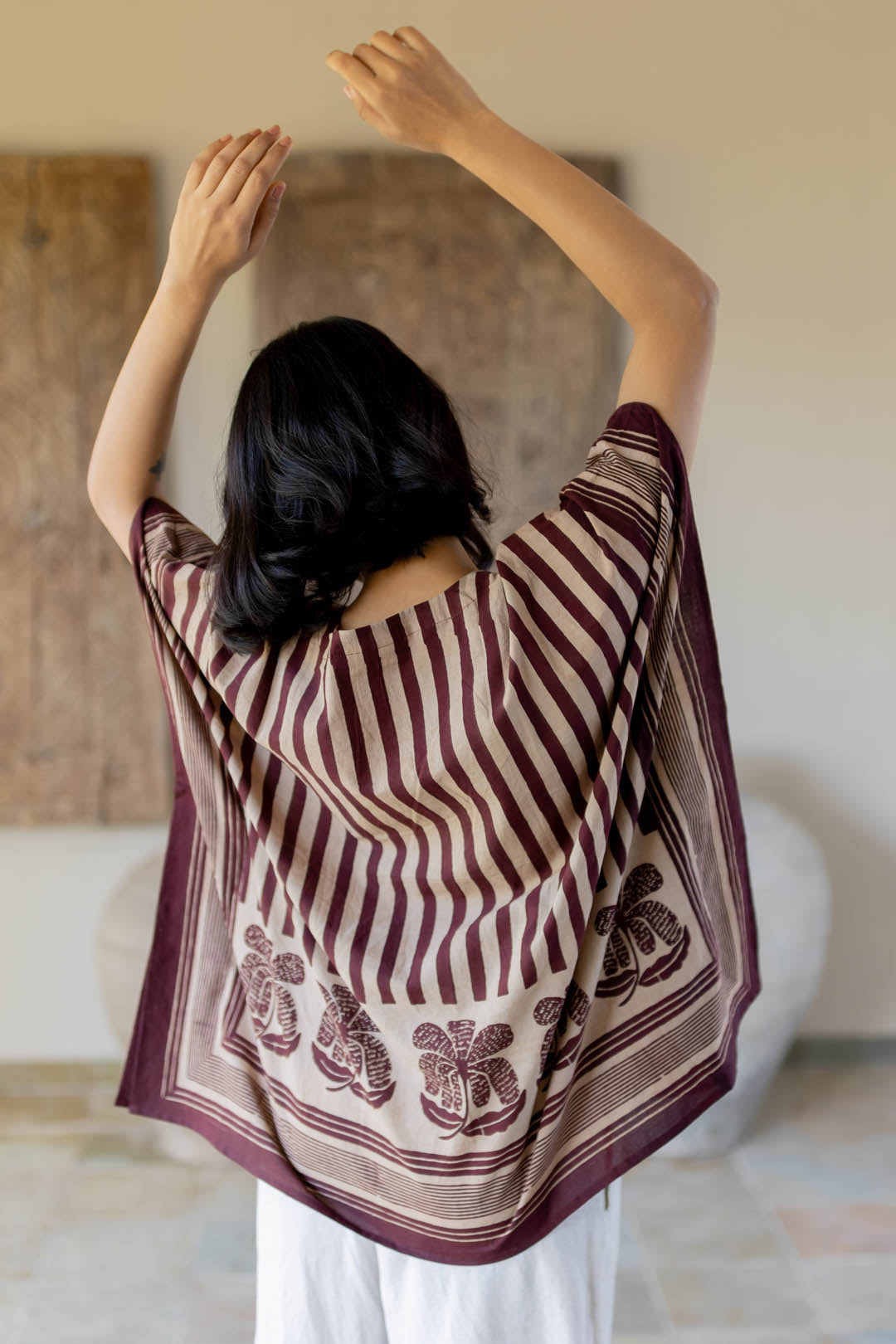 Kaftan Top - Maroon meadow 01