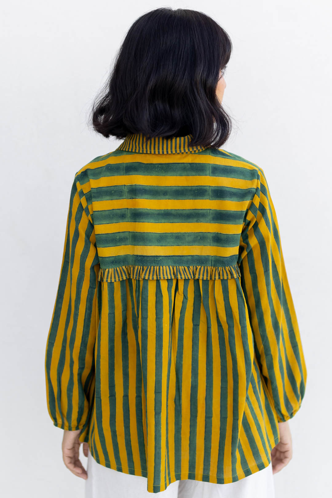 Not-so-basic Shirt - Moss leaf