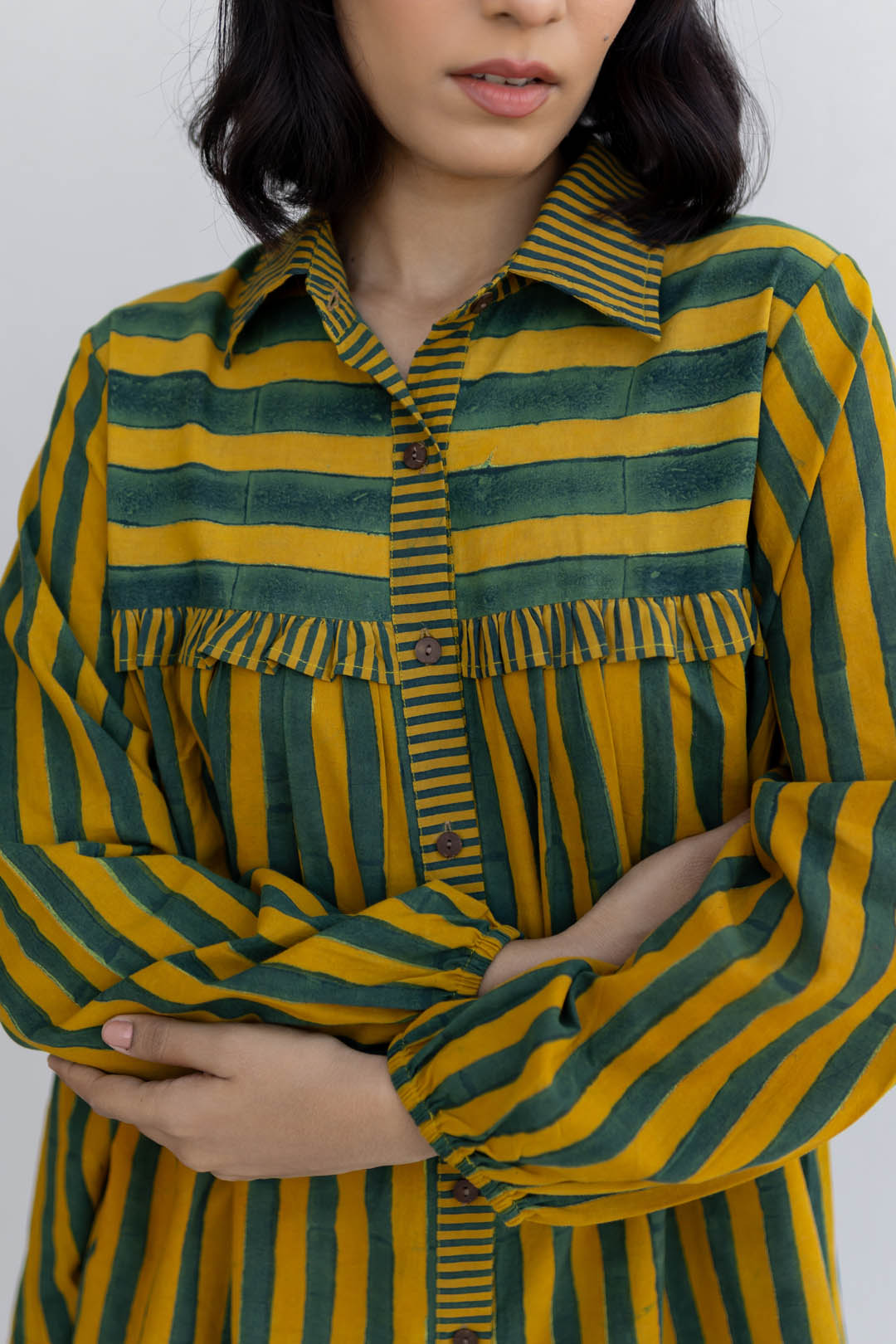Not-so-basic Shirt - Moss leaf