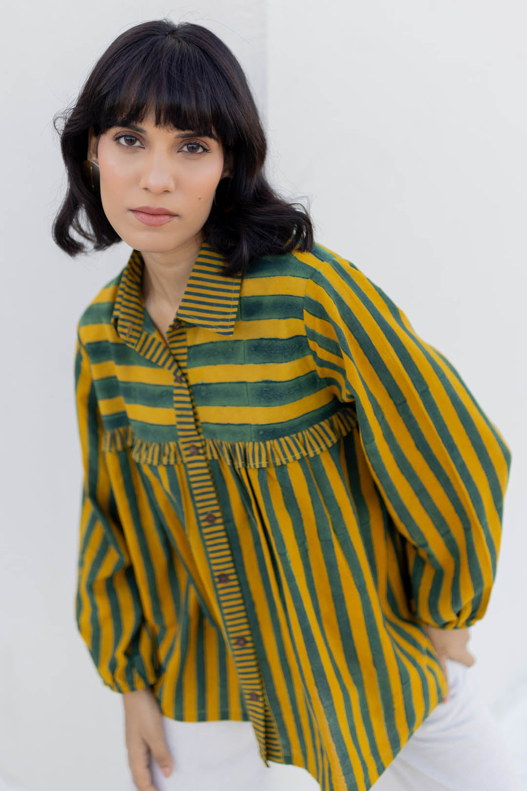 Not-so-basic Shirt - Moss leaf