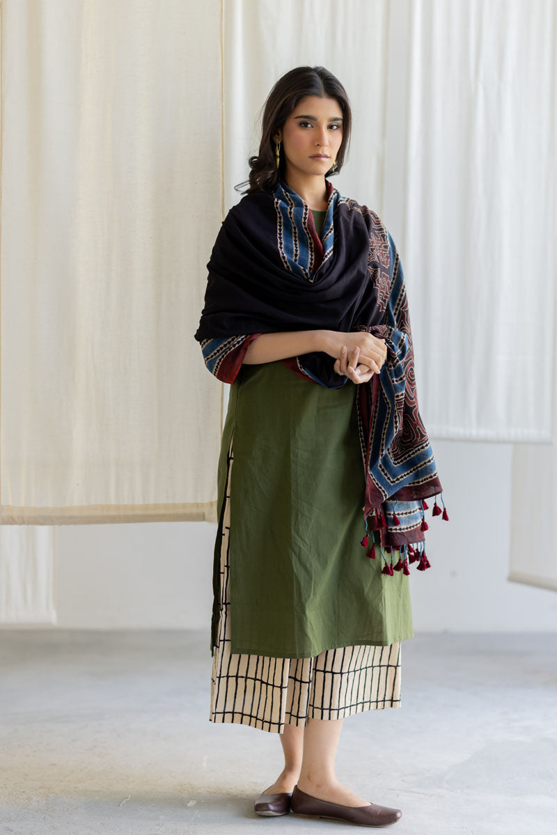 Set of 3 - Kurta, Culottes & Dupatta - Mrida 19