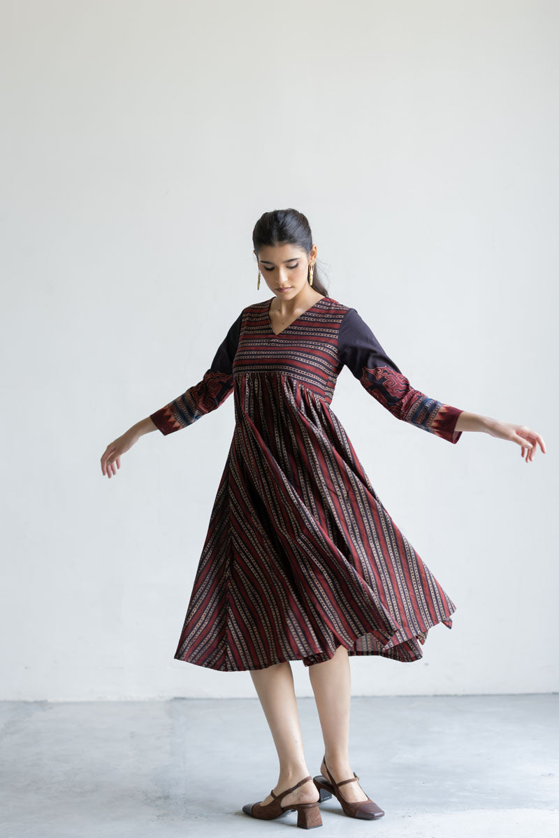 V neck Flared Dress - Veha Black