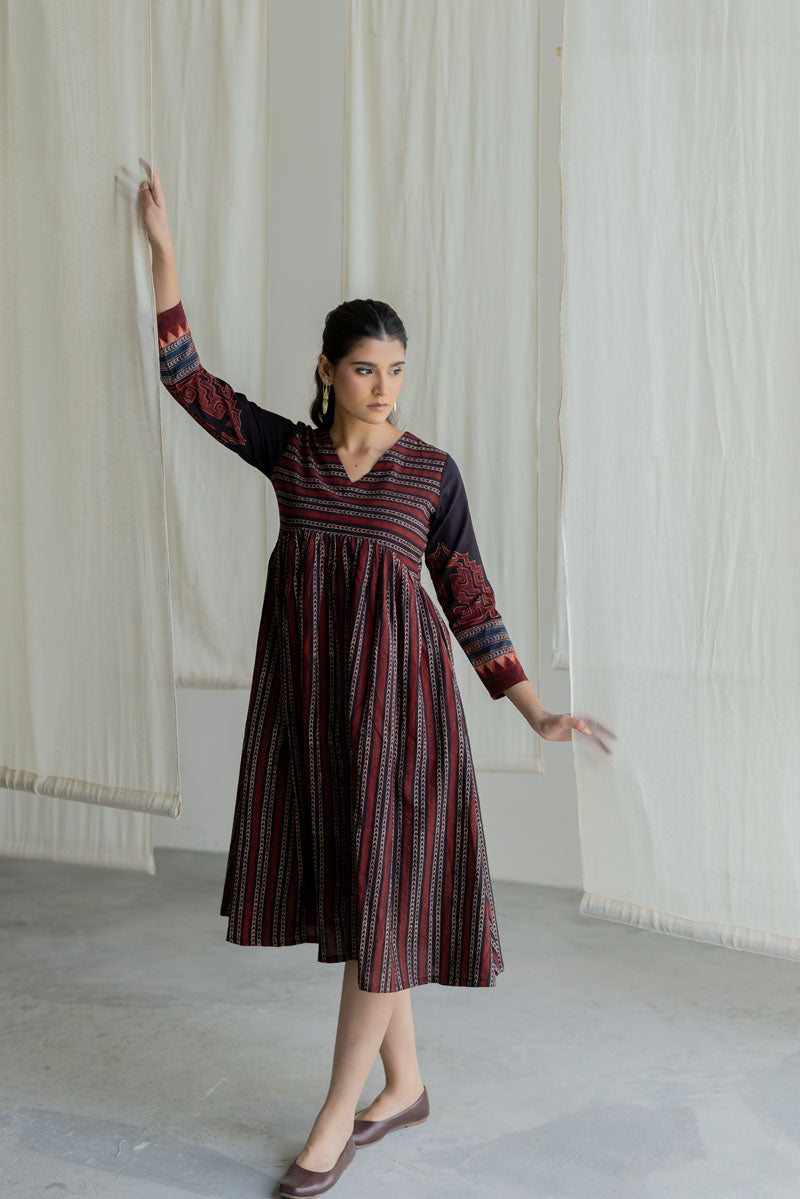 V neck Flared Dress - Veha Black