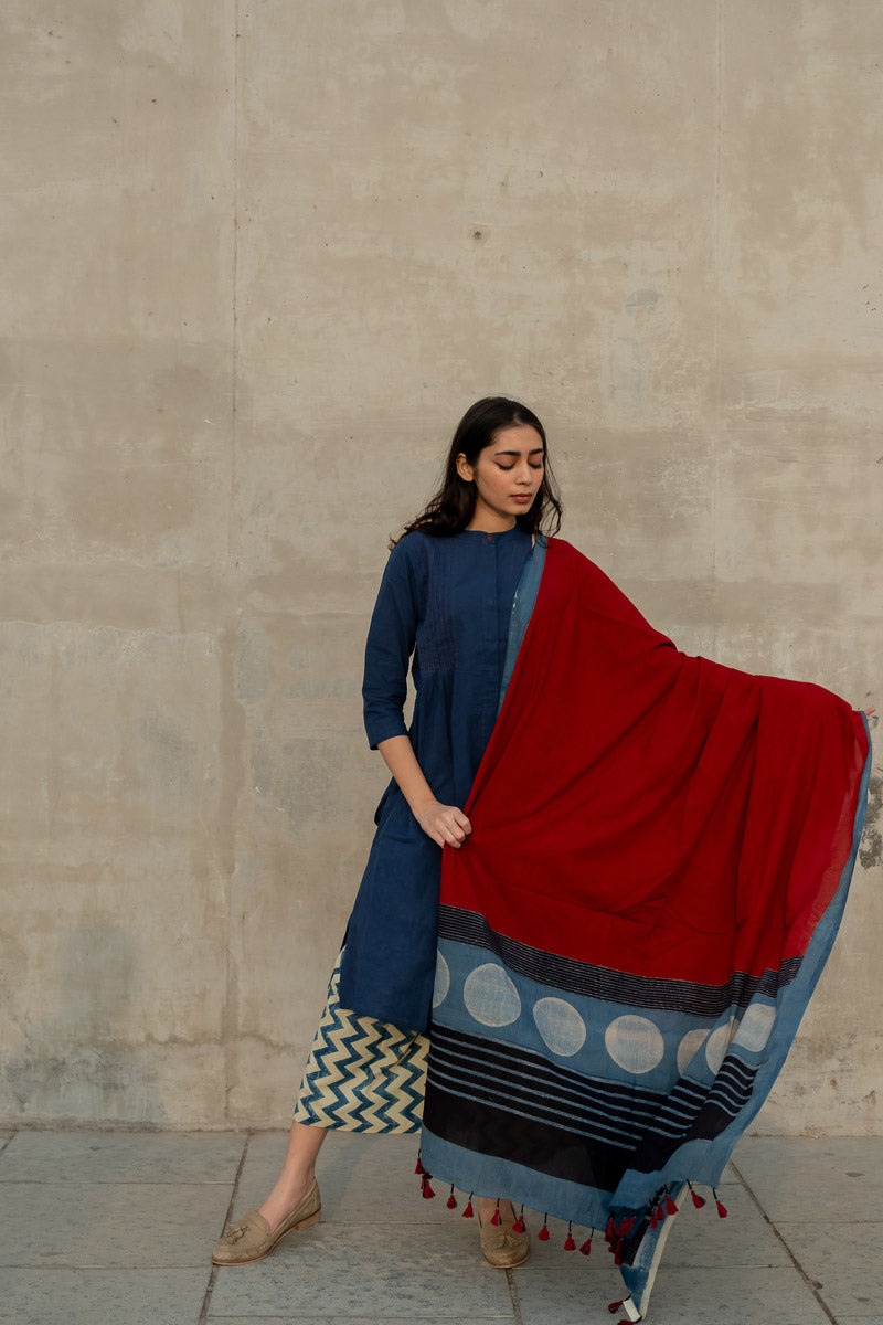 Cotton Dupatta - Red & Polka