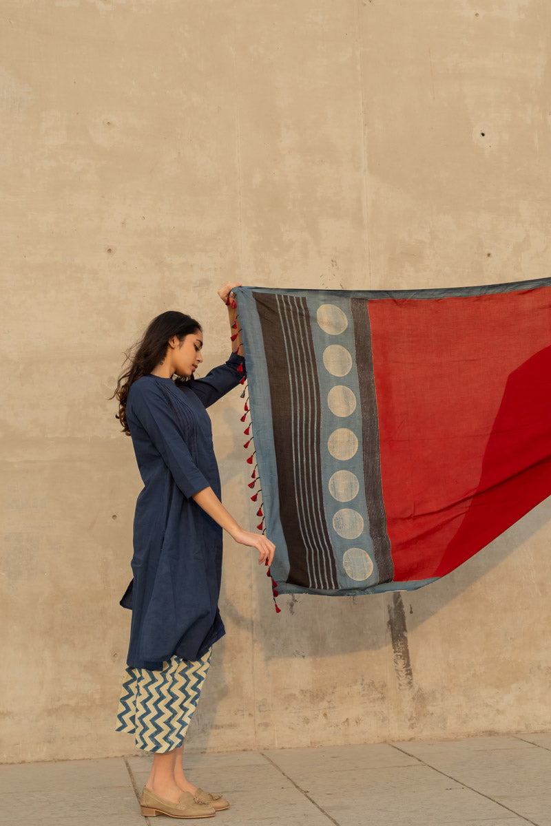 Cotton Dupatta - Red & Polka