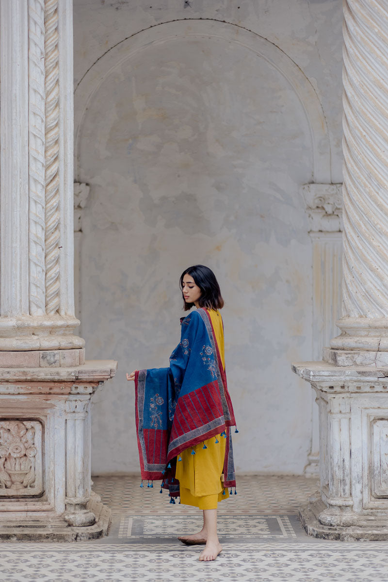 Cotton Dupatta - Indigo Iyan