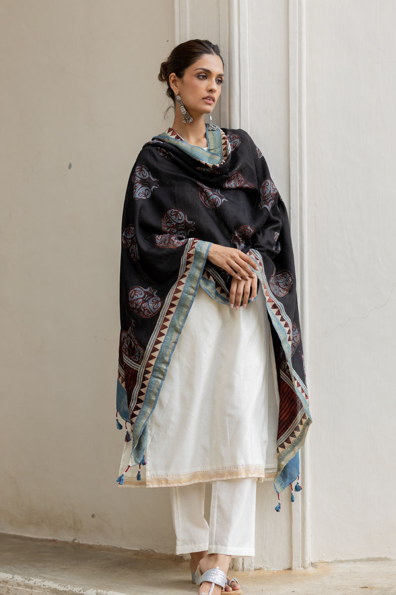 Chanderi Silk Dupatta - Parizaad