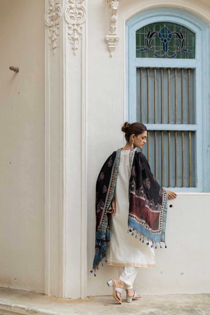 Chanderi Silk Dupatta - Parizaad