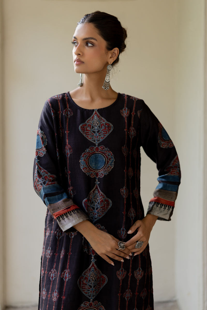 Chanderi Silk Classic Kurta Set of 2 - Naima