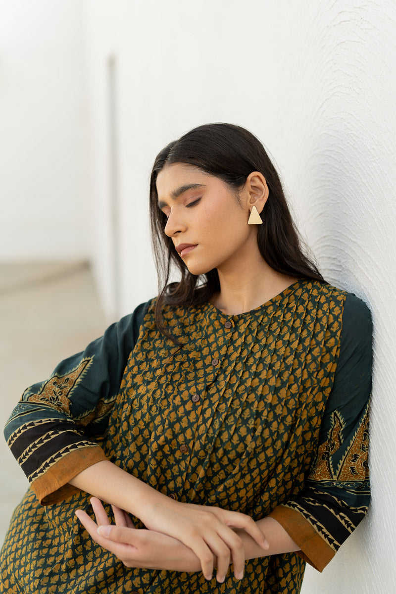 Short Pintuck Kurta - Ark Forest Green