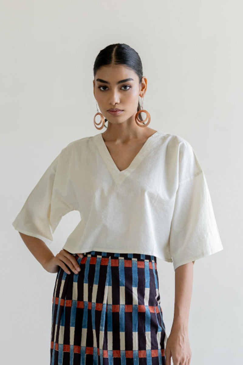 Basic Top - Natural White V Neck