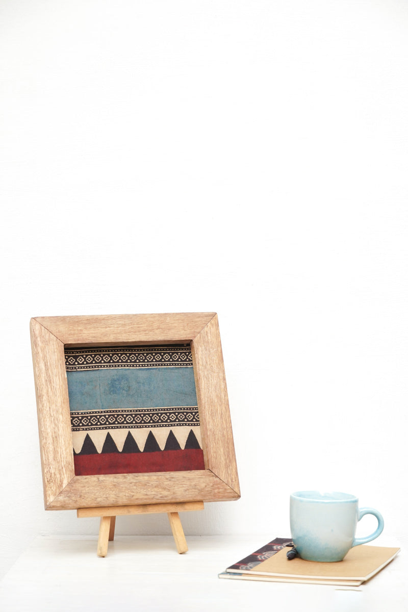 Set of 2 Wooden Frames - 08