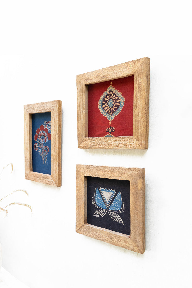 Set of 3 Wooden Frames - 07