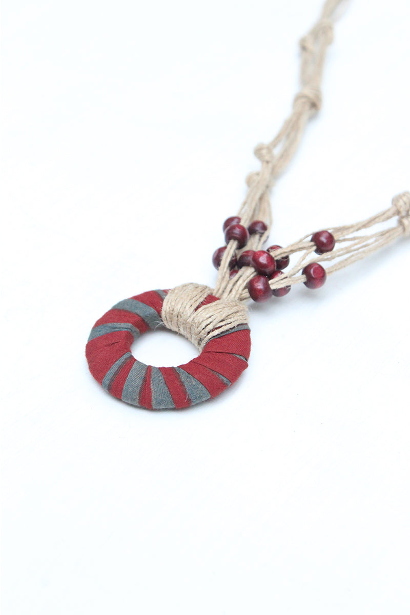 Pendant Necklace – Earthy Red