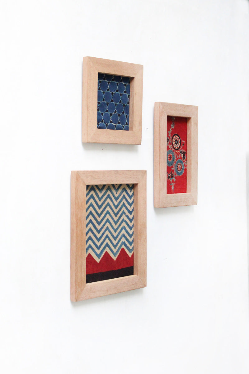 Set of 3 Wooden Frames - 03