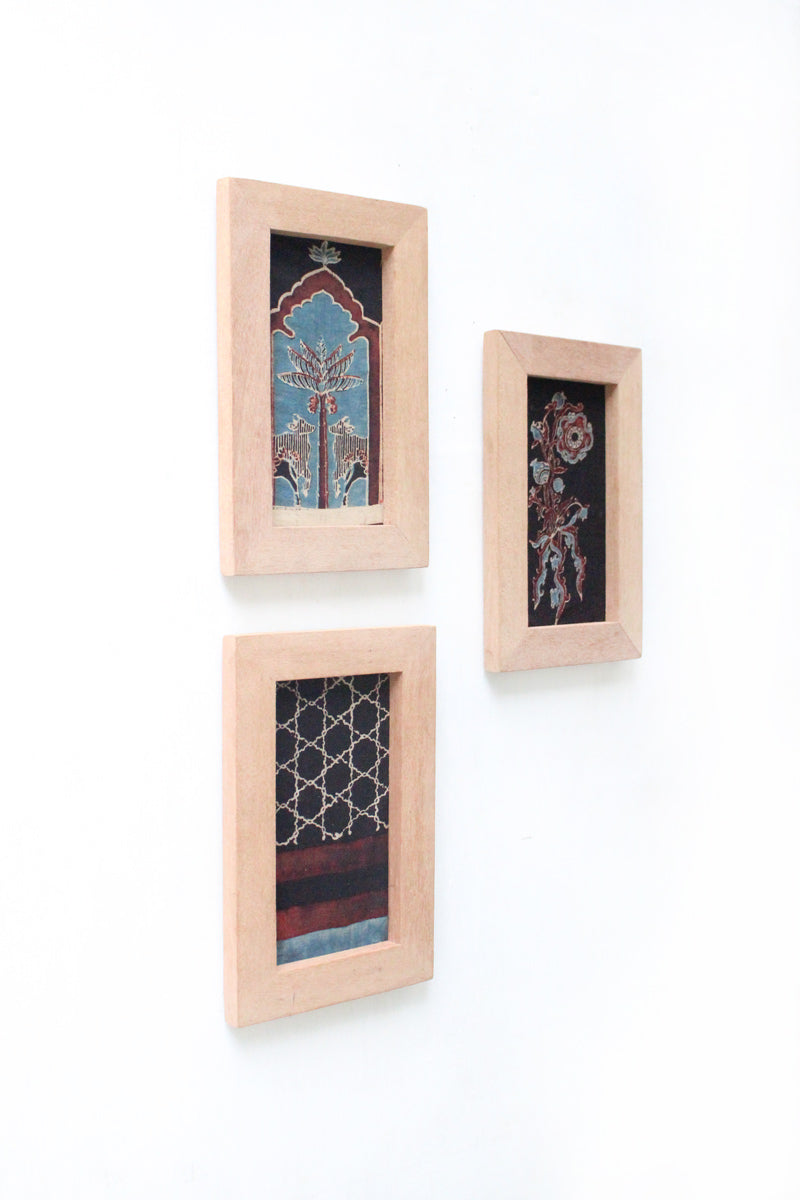 Set of 3 Wooden Frames - 05
